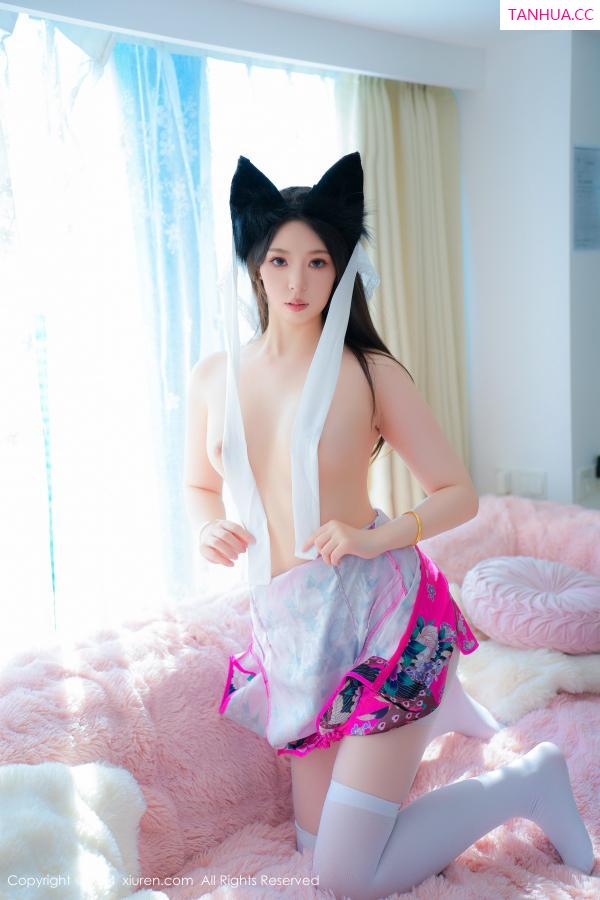   [XiuRen]高清写真图 2024.07.22 No.8896 小波多 丝袜美腿第28张图片